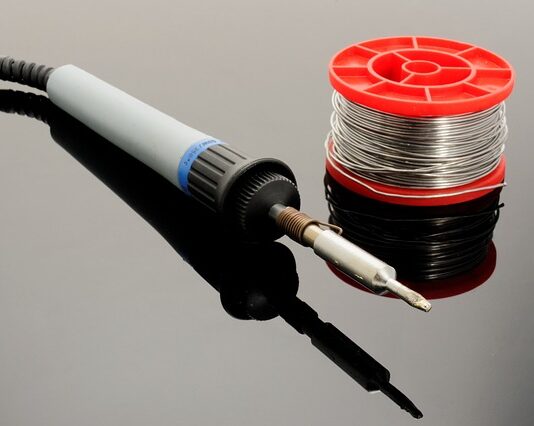 Co to jest lutownica kolbowa?