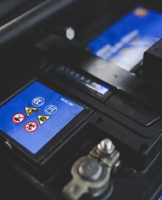 Po czym poznać że bateria w laptopie nie działa?