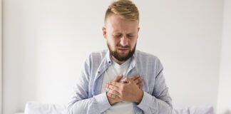 Jakie są objawy uszkodzenia mechanizmu różnicowego?