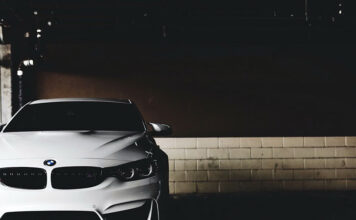 Czy warto brać auto z USA