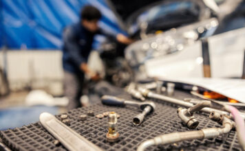 mechanik samochodowy