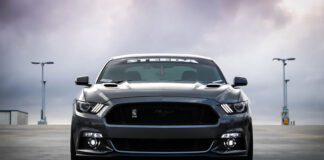 Czy opłaca się wynajmować auto na lotnisku